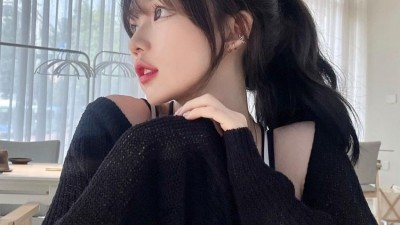 존나 청순하게 생겼는데 색기 있음